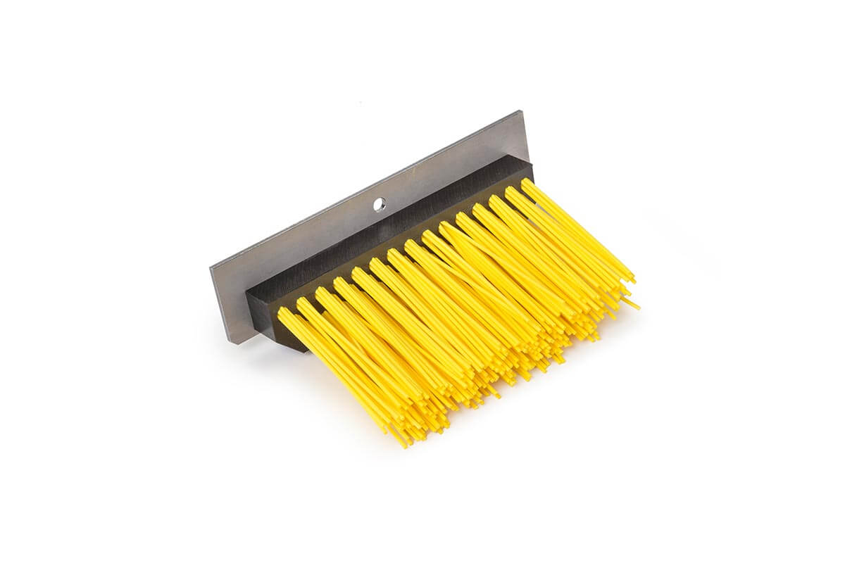 Weed brush segment with synthetic filling sweeping and cleaning - KOTI